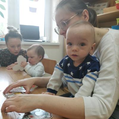 Беби и мама